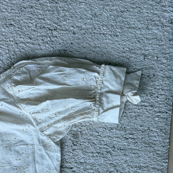 Aritzia Cream Eyelet Dress with Puff Sleeves - Picture 5 of 5